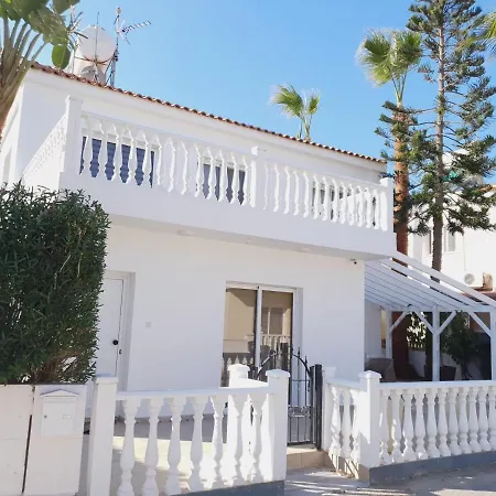 A- Luxury Sea Next To The Beach *