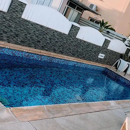 A- Luxury Sea Next To The Beach Villa *