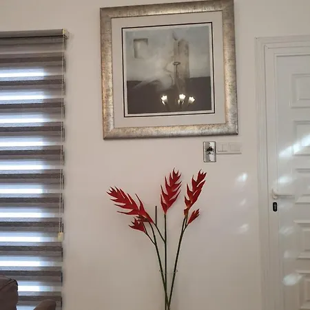 A- Luxury Sea Next To The Beach فيلة أيا نابا